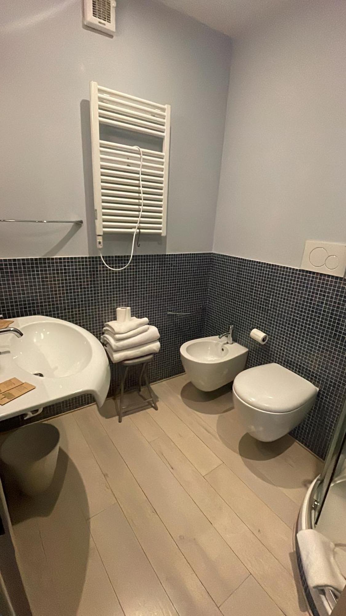 Montepulciano Stazione Guesthouse Via Di Gracciano - Adults Only מראה חיצוני תמונה