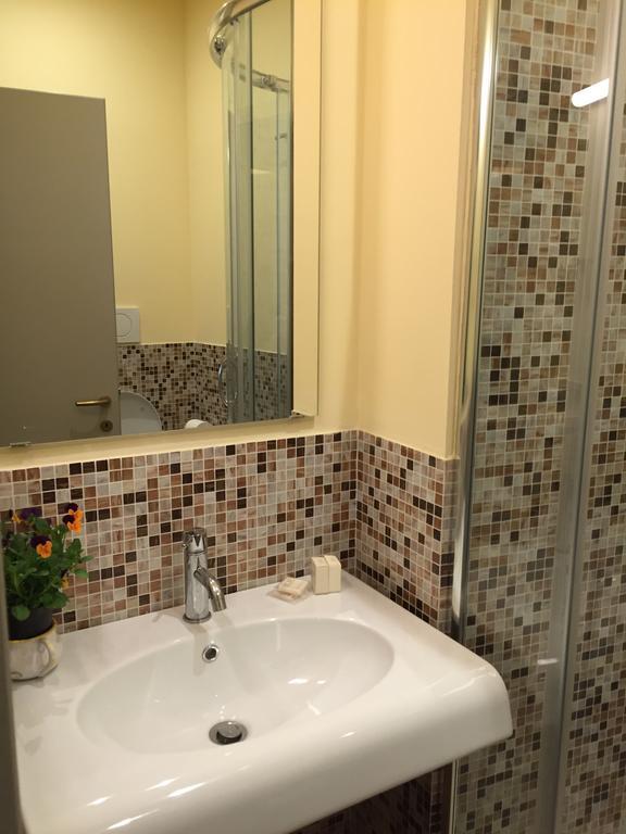 Montepulciano Stazione Guesthouse Via Di Gracciano - Adults Only מראה חיצוני תמונה