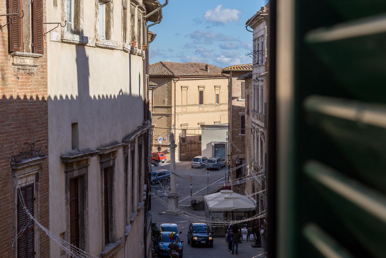 Montepulciano Stazione Guesthouse Via Di Gracciano - Adults Only מראה חיצוני תמונה
