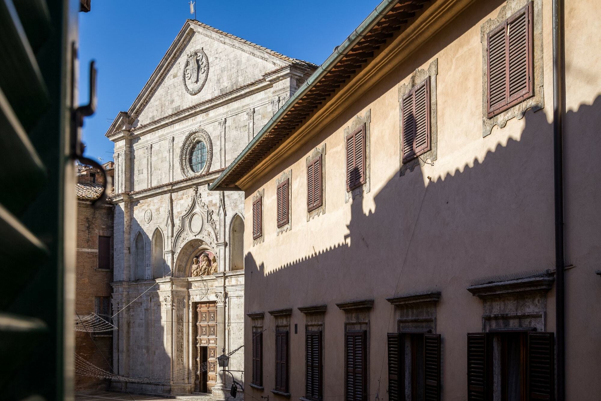 Montepulciano Stazione Guesthouse Via Di Gracciano - Adults Only מראה חיצוני תמונה